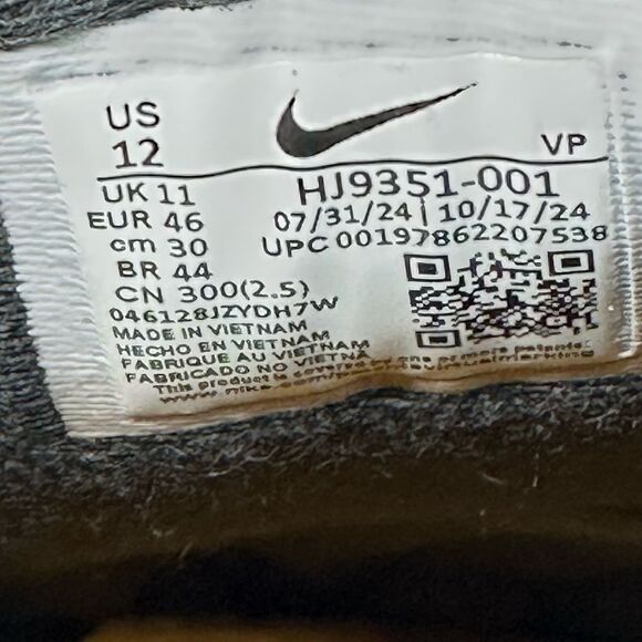 Nike Total 90 III Nike Total 3 SP Black Indoor Soccer Men’s size 12 New NIB